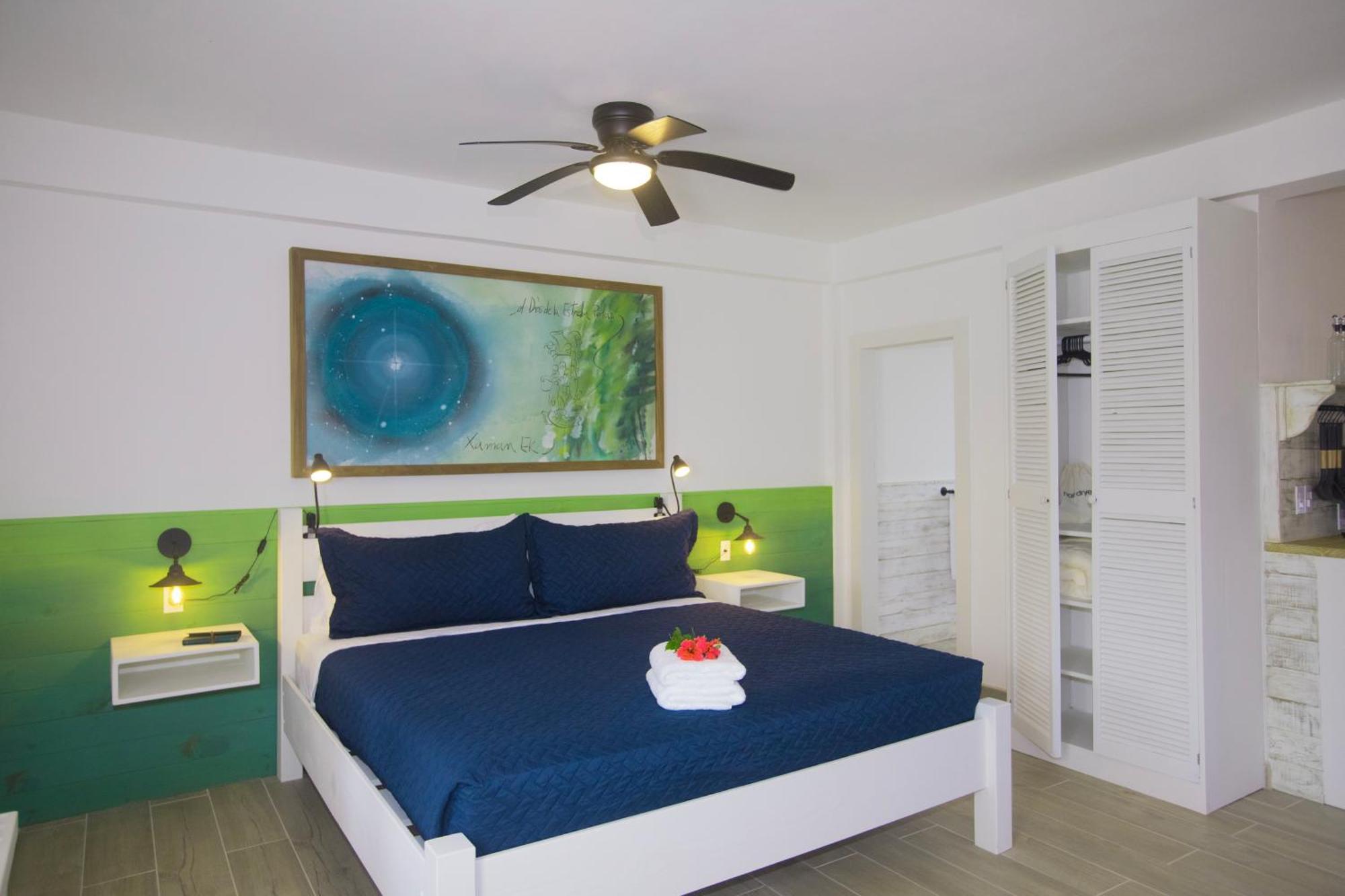 Treetops Hotel Caye Caulker Exterior foto